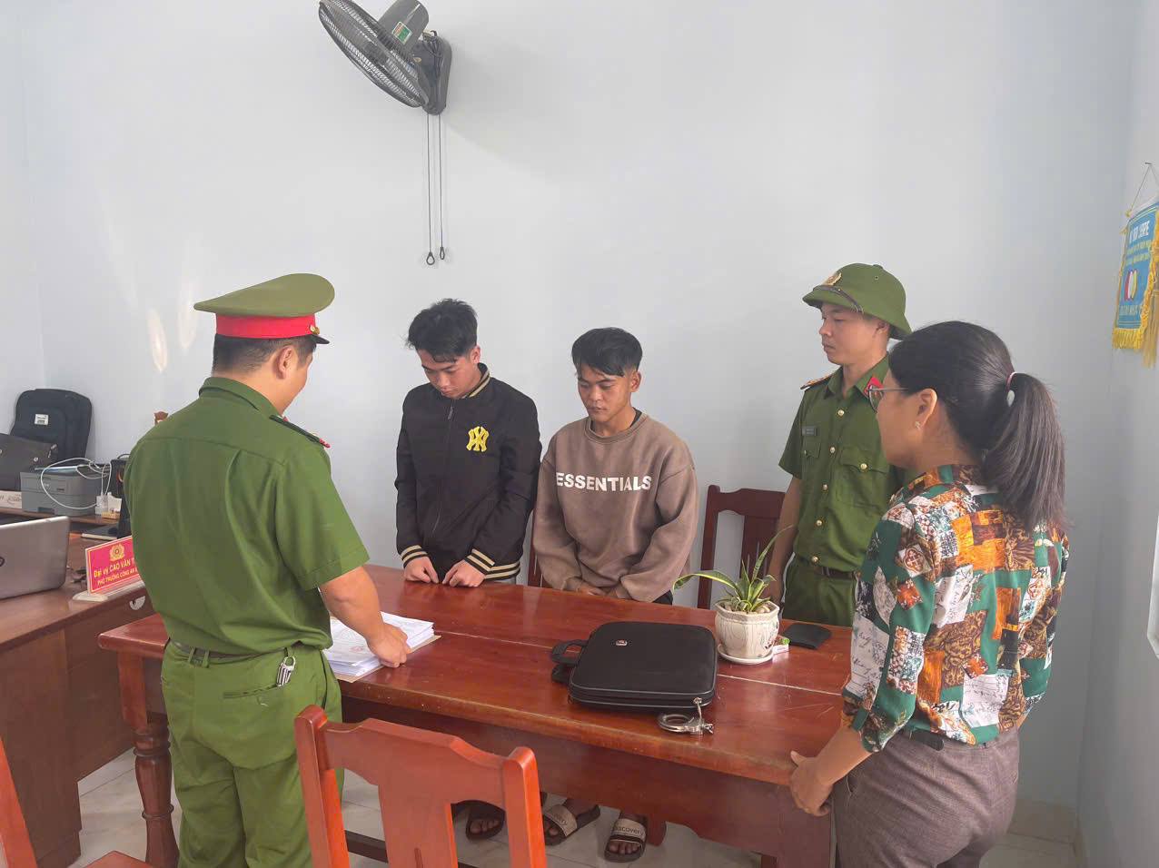 5 thanh niên cùng hiếp dâm thiếu nữ 18 tuổi sau cuộc nhậu ở Ninh Thuận - Ảnh 1.