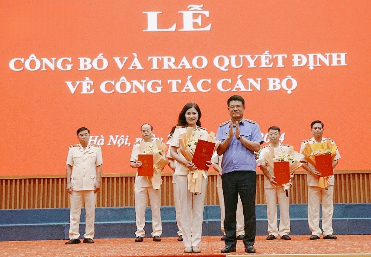 TS Bùi Thị Hạnh làm Phó Hiệu trưởng Trường Đại học Kiểm sát Hà Nội- Ảnh 2. TS Bùi Thị Hạnh làm Phó Hiệu trưởng Trường Đại học Kiểm sát Hà Nội- Ảnh 2.