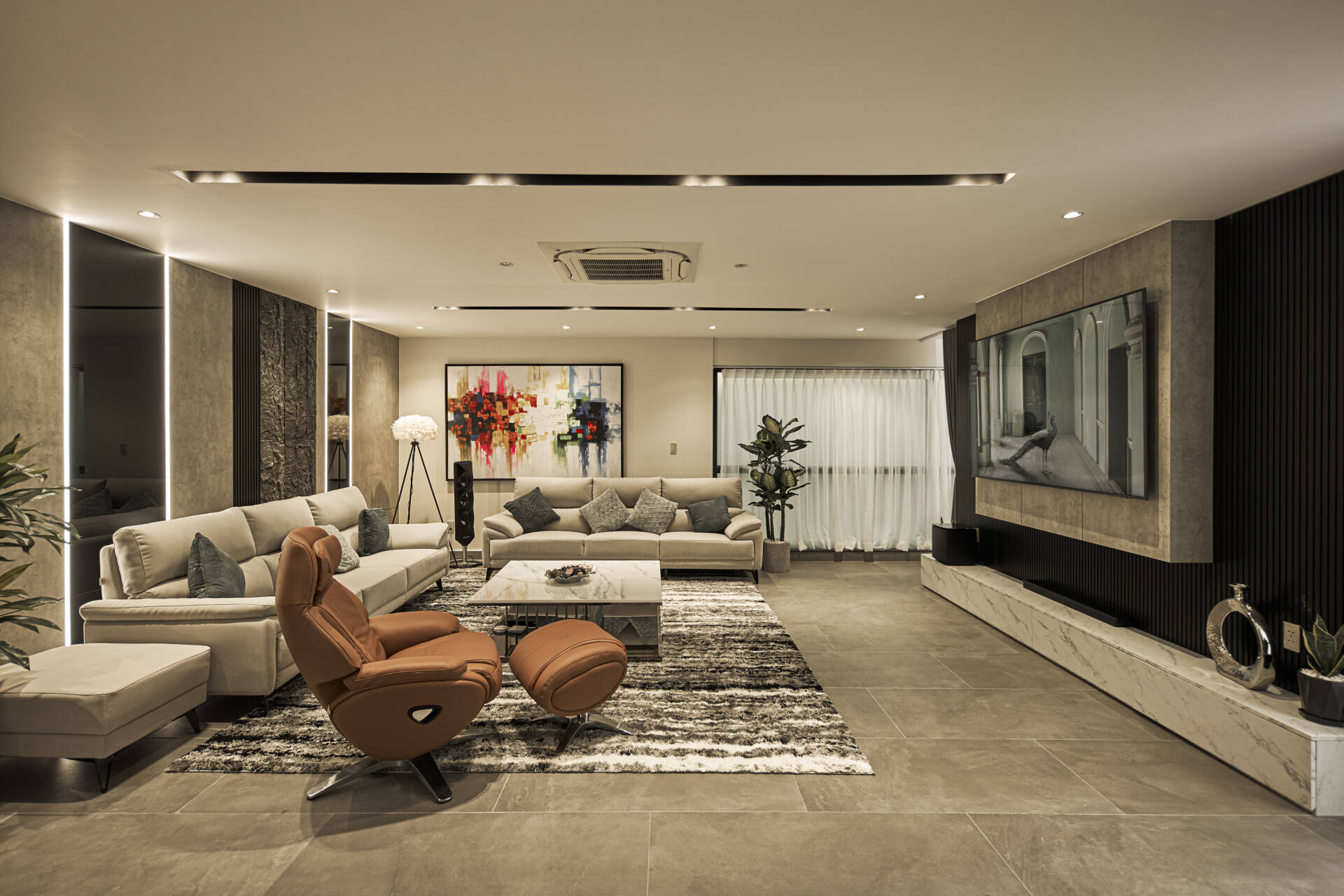 Căn penthouse mang phong cách Industrial nằm trong lòng TP. HCM - Ảnh 3.