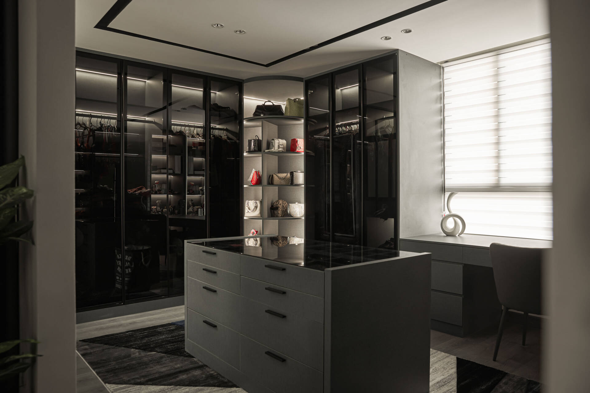 Căn penthouse mang phong cách Industrial nằm trong lòng TP. HCM - Ảnh 16.