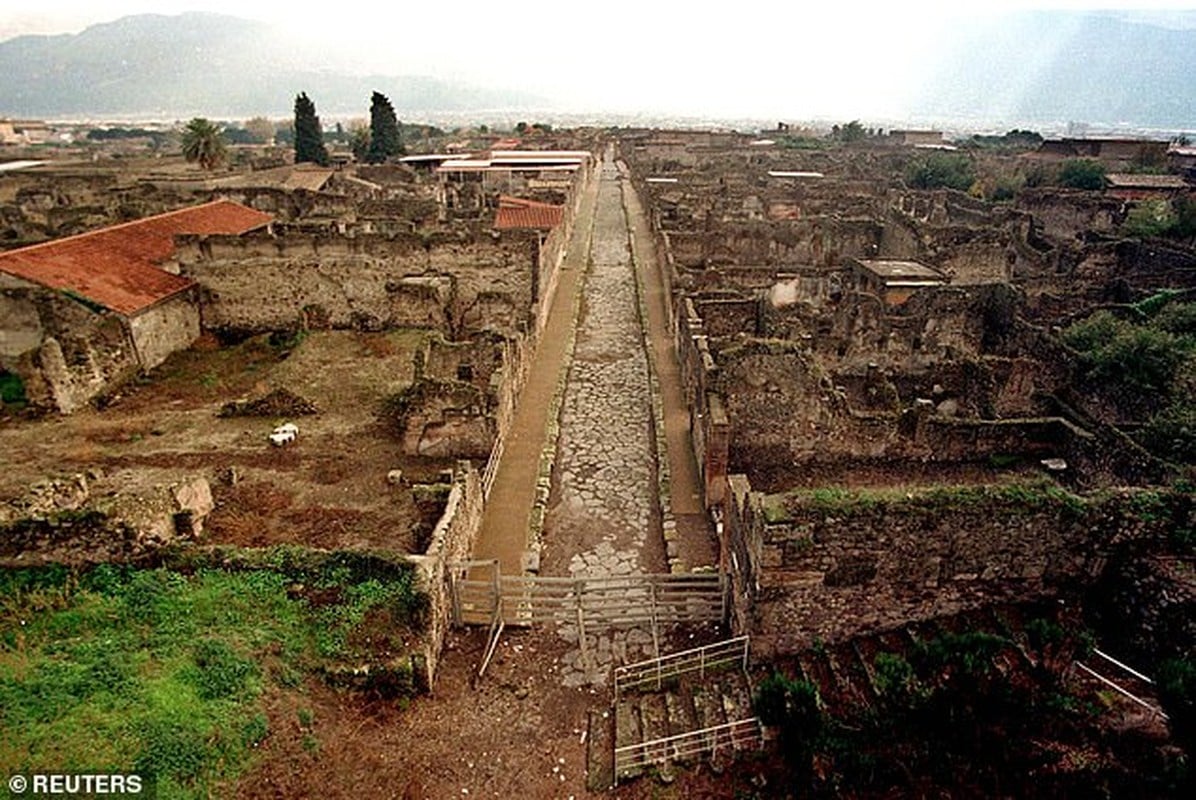 15 phút kinh hoàng xóa sổ Pompeii: Thảm kịch núi lửa Vesuvius chôn vùi cả thành phố La Mã - Ảnh 8.