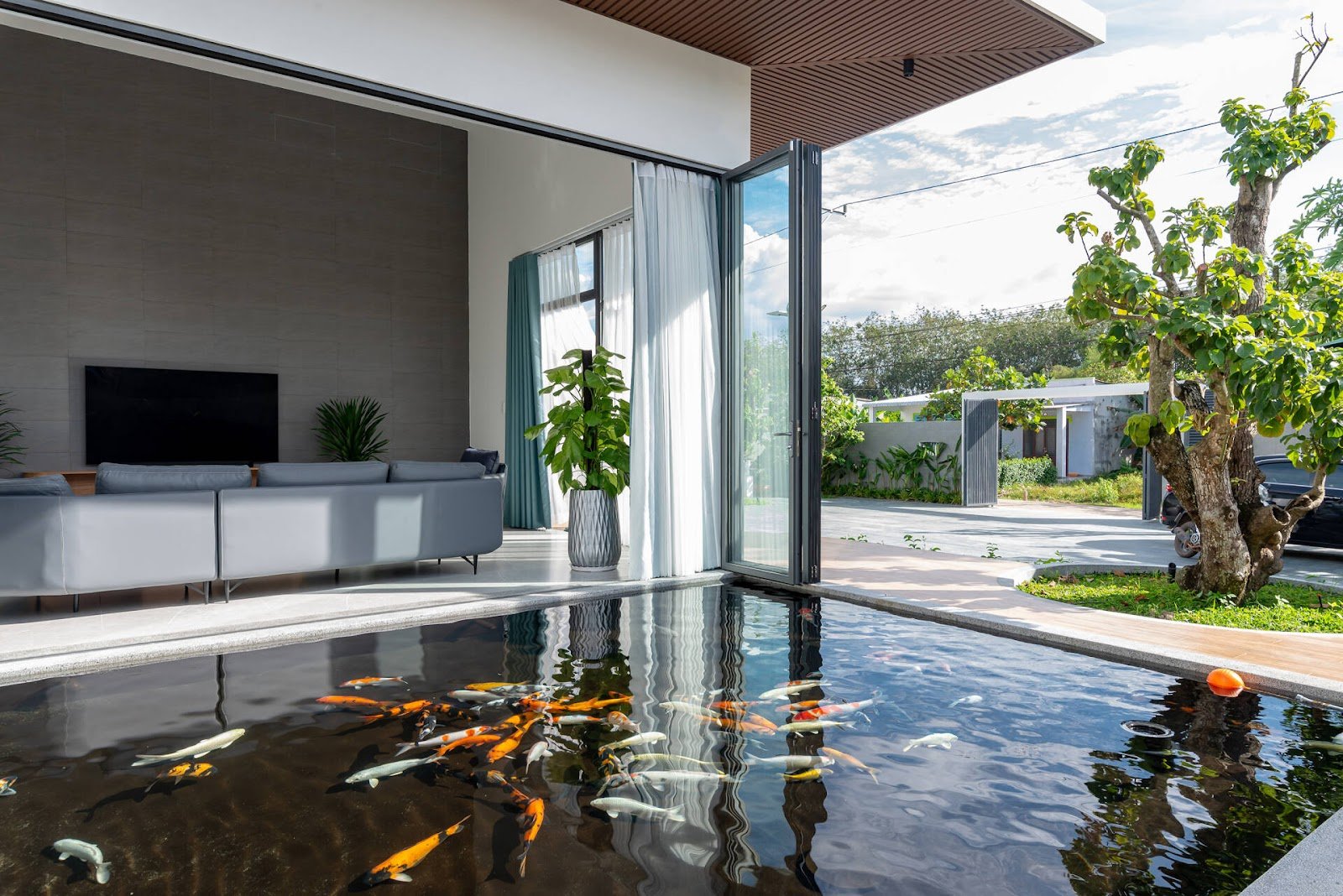 Có gì trong "dinh cơ" 1.000 m2 với chi phí 3,5 tỷ đồng tại Bình Dương? - Ảnh 7.