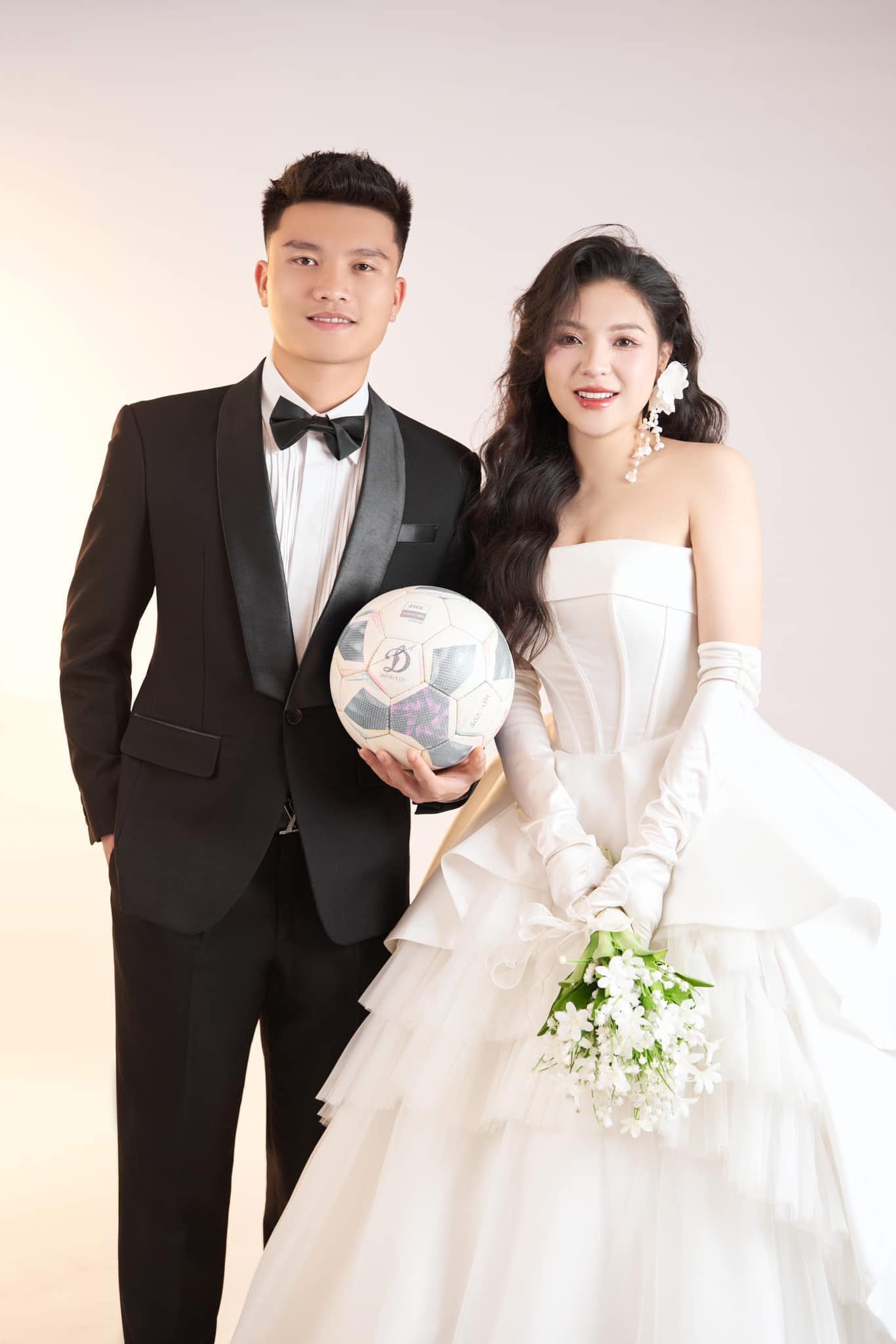 "Dị nhân" 1m68 của Thể Công Viettel có bước ngoặt cuộc đời - Ảnh 1.