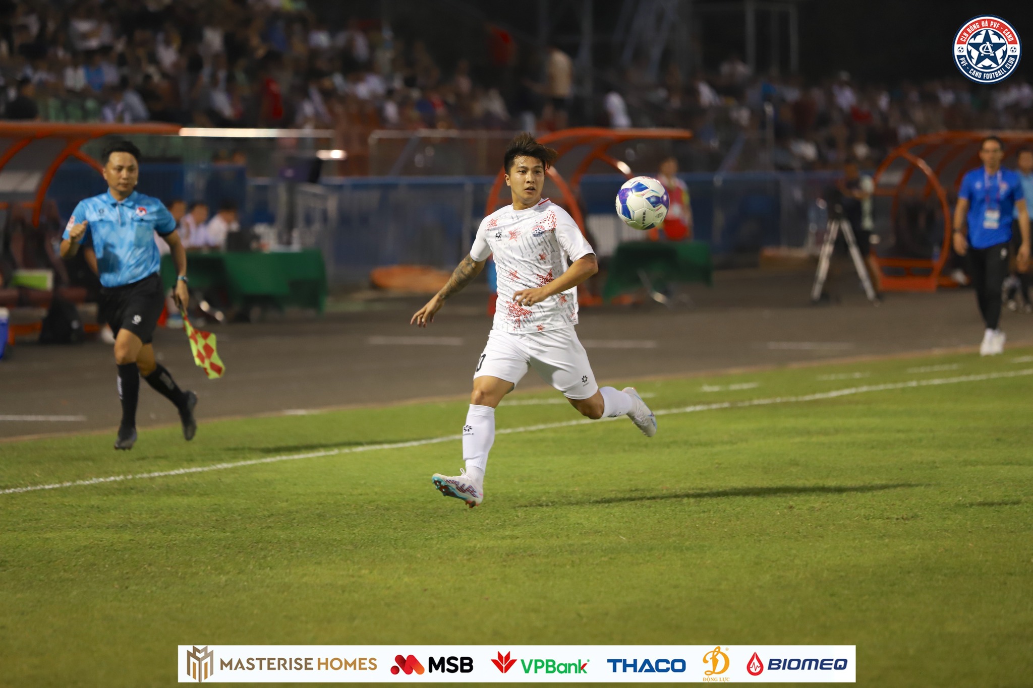 Tiền vệ Việt kiều từng khoác áo U22 Việt Nam, kiến tạo “tằng tằng” cho đội bóng chủ quản - Ảnh 1.