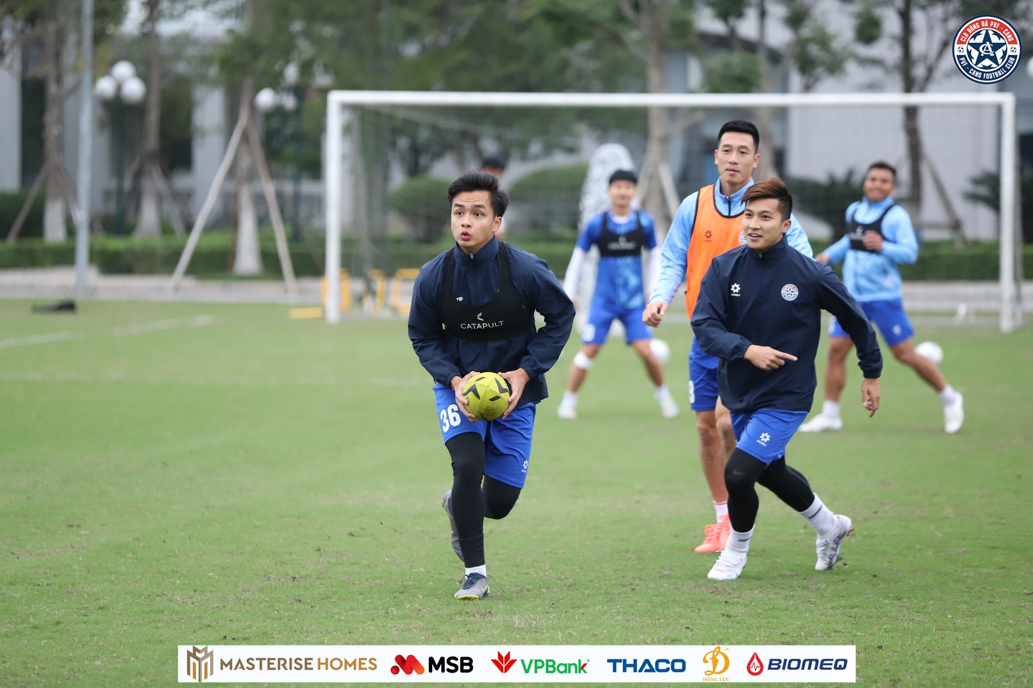 Tiền vệ Việt kiều từng khoác áo U22 Việt Nam, kiến tạo “tằng tằng” cho đội bóng chủ quản - Ảnh 5.