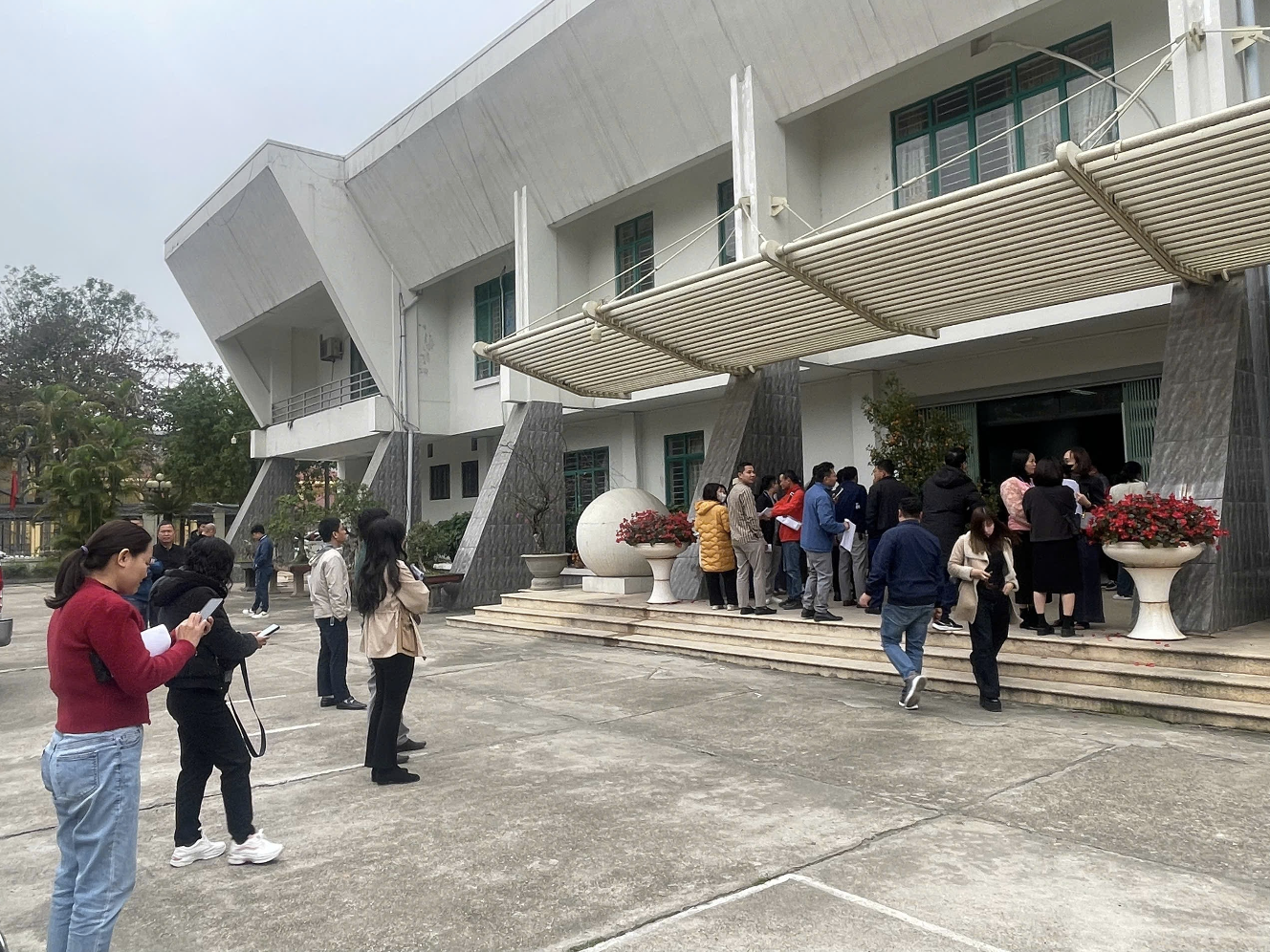 Đấu giá đất Sóc Sơn: 36 lô trong vụ thổi giá 30 tỷ đồng/m2 kỳ vọng chỉ 40 triệu đồng- Ảnh 2.