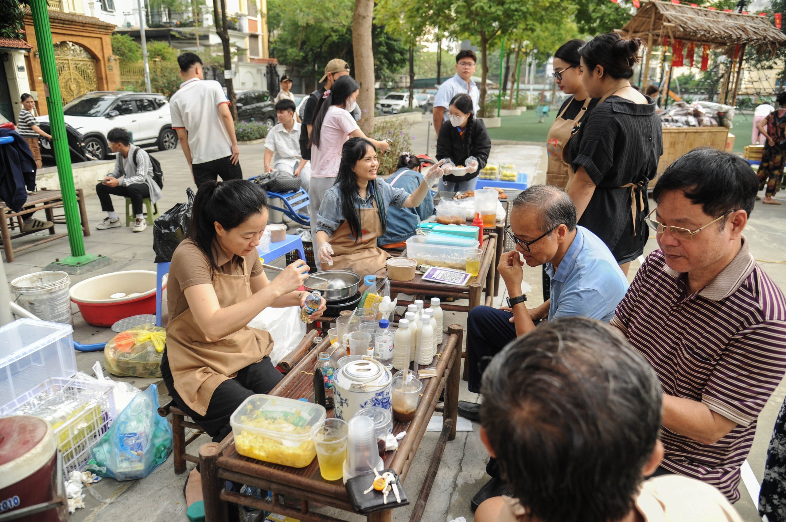 Phiên chợ đoàn kết, tương thân tương ái- Ảnh 31.