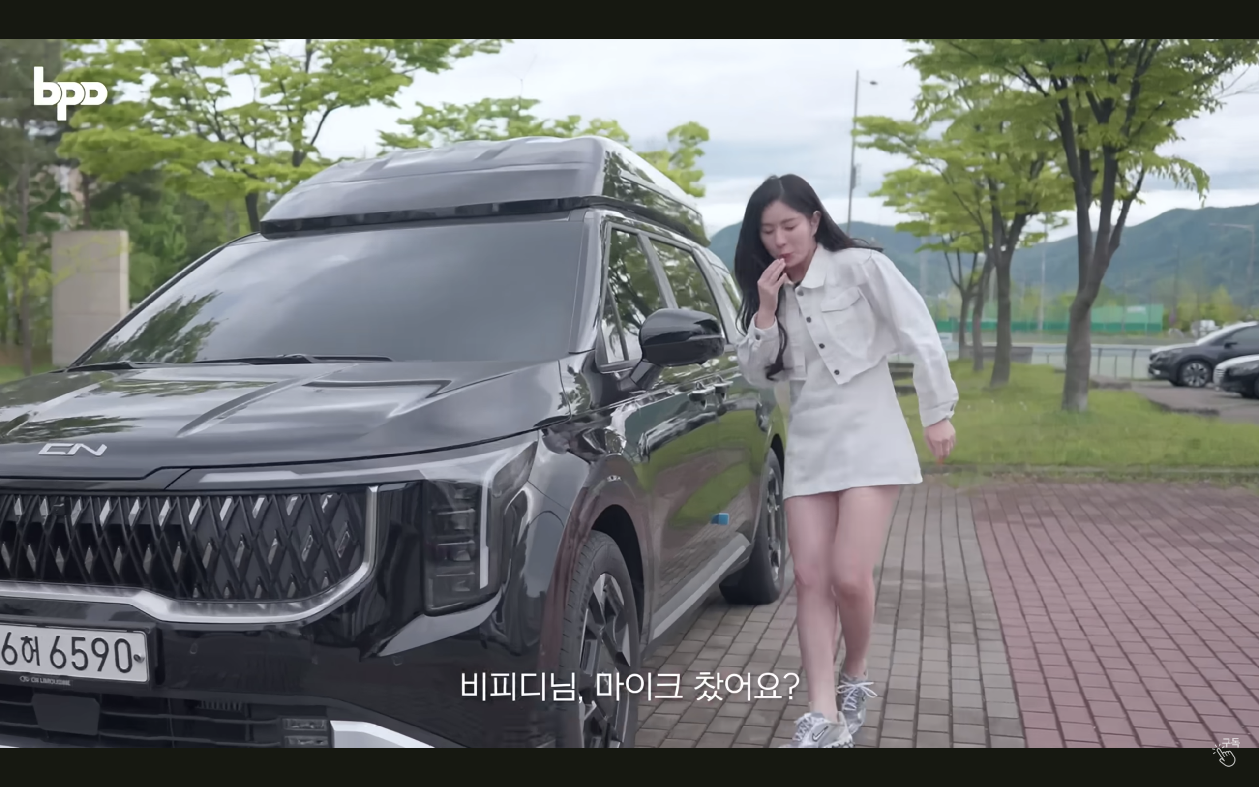Choáng ngợp KIA Carnival 2025: Ngoại hình mới, thêm động cơ tiết kiệm xăng- Ảnh 2.