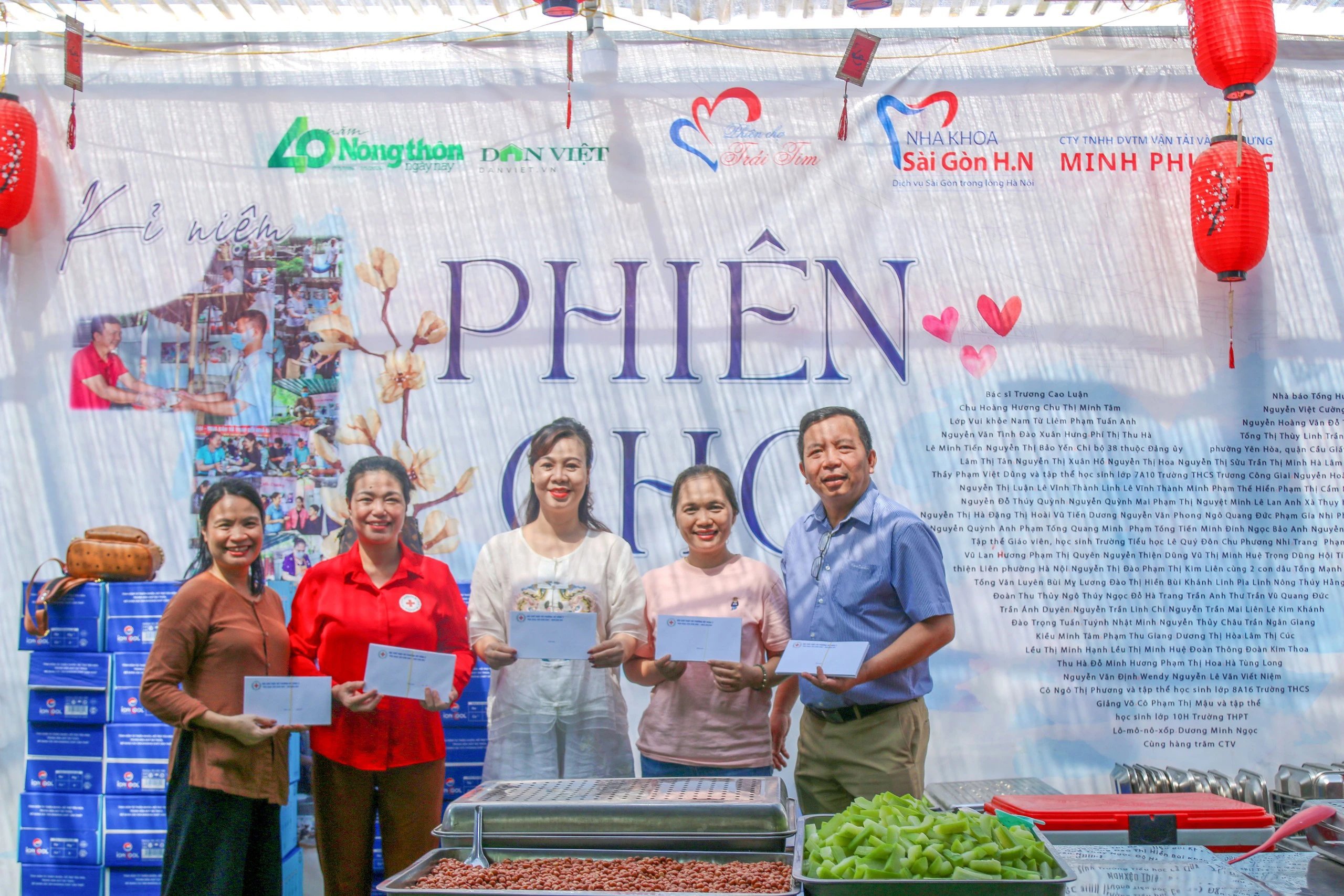 Chung tay tiếp thêm sức mạnh cho những hoàn cảnh khó khăn- Ảnh 13.