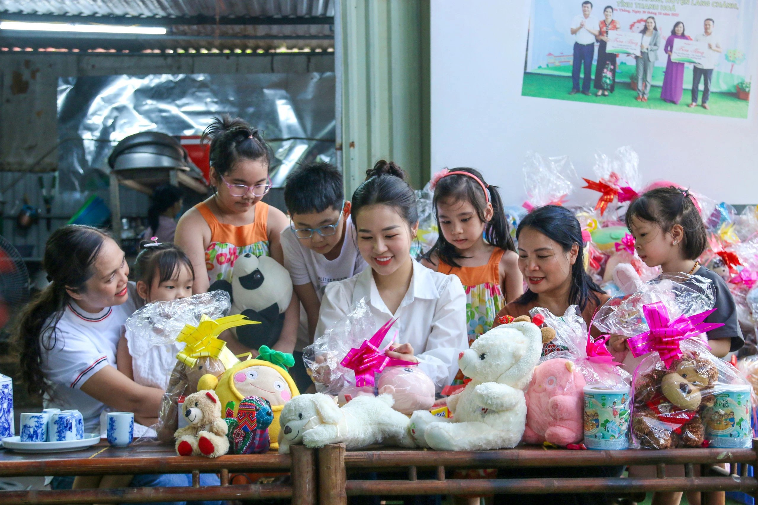 Chung tay tiếp thêm sức mạnh cho những hoàn cảnh khó khăn- Ảnh 15.