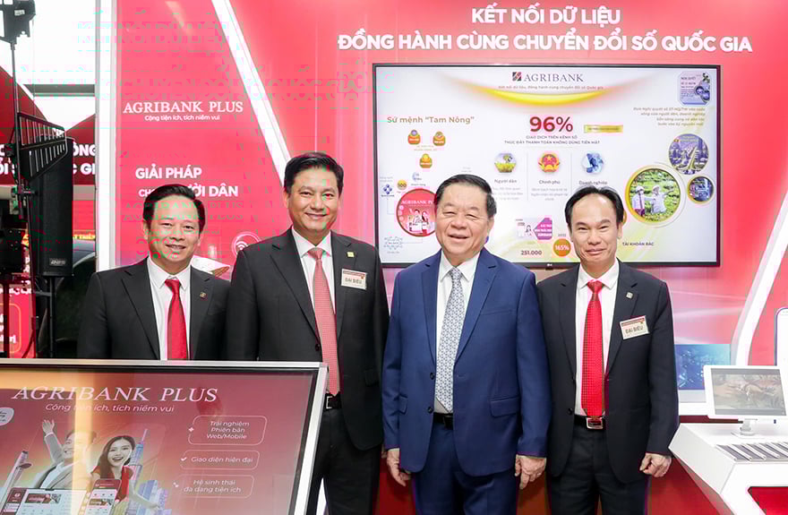 Agribank đẩy mạnh đổi mới sáng tạo về khoa học công nghệ phục vụ chuyển đổi số quốc gia - Ảnh 5.