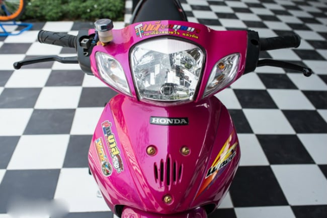ngam honda wave do chat lu cua dan choi xu chua vang hinh anh 11