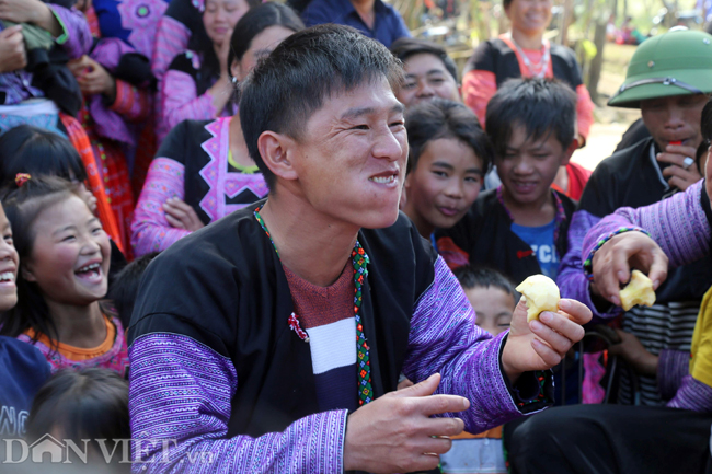 anh: len moc chau don tet co truyen cung nguoi mong hinh anh 10