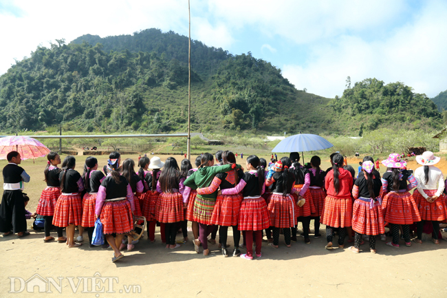 anh: len moc chau don tet co truyen cung nguoi mong hinh anh 4