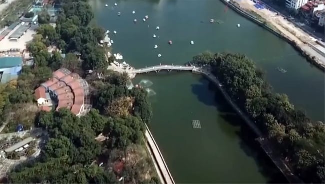 anh: ha noi chu truong lam bai do xe ngam trong cong vien thu le hinh anh 3