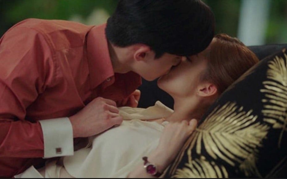 Vòng Xoáy Cuồng Si Truyện Sex Ngoại Tình - Khi Tình Yêu Gặp Đối Diện