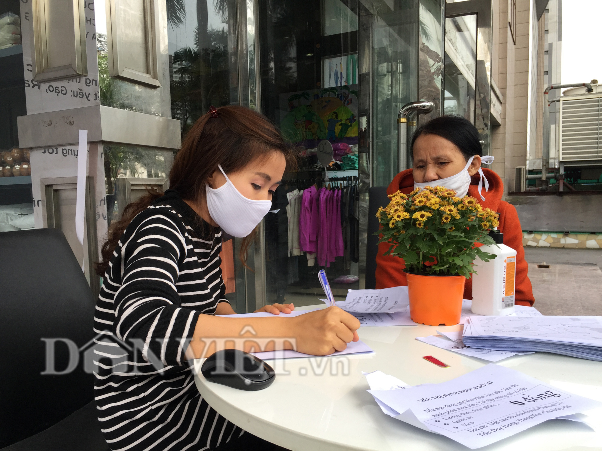 Siêu thị 0 đồng trong dịch Covid-19 có gì đặc biệt? - Ảnh 6.