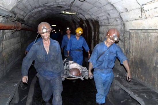 Quảng Ninh: Sập hầm lò, 2 công nhân bị vùi lấp