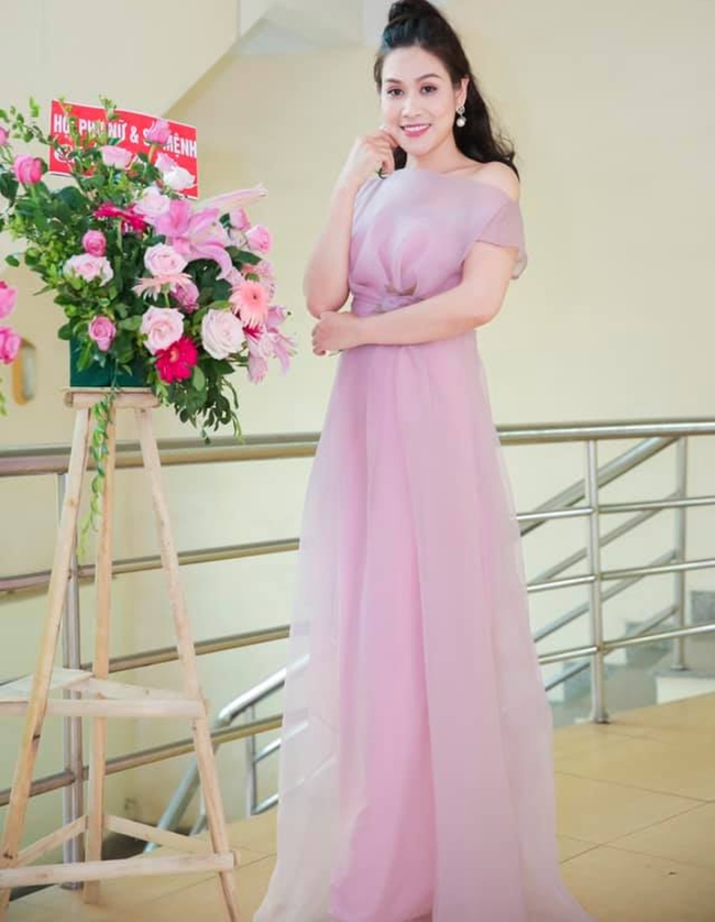 2 co sinh vien bi lua gat va thao mai nhat 