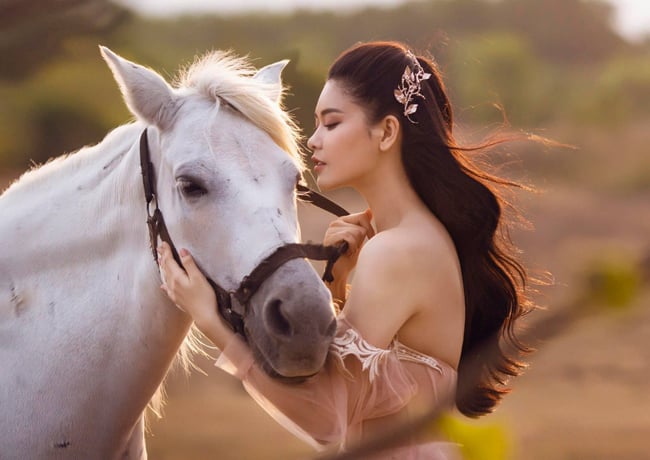 body ngay cang nuot na cua truong quynh anh sau tuyen bo ly hon hinh anh 12
