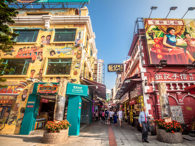 20 thanh pho co luong du khach check-in 