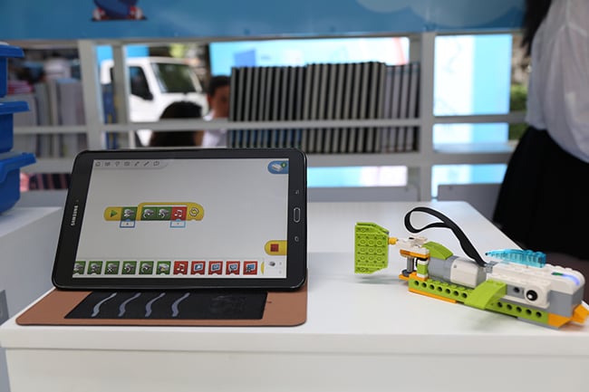 kham pha thu vien luu dong cua samsung voi loat thiet bi giao duc stem hinh anh 12