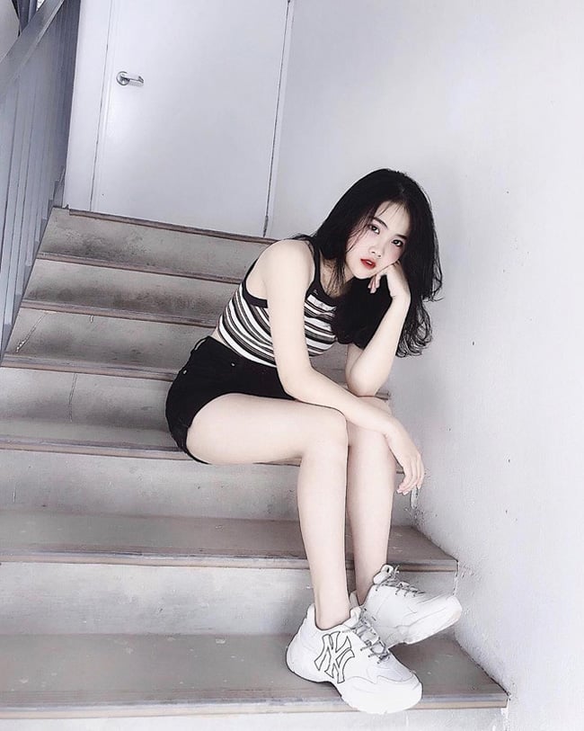 bikini, ao crop top, quan ngan...: 5 do ton body chuan cua wags vn hinh anh 11