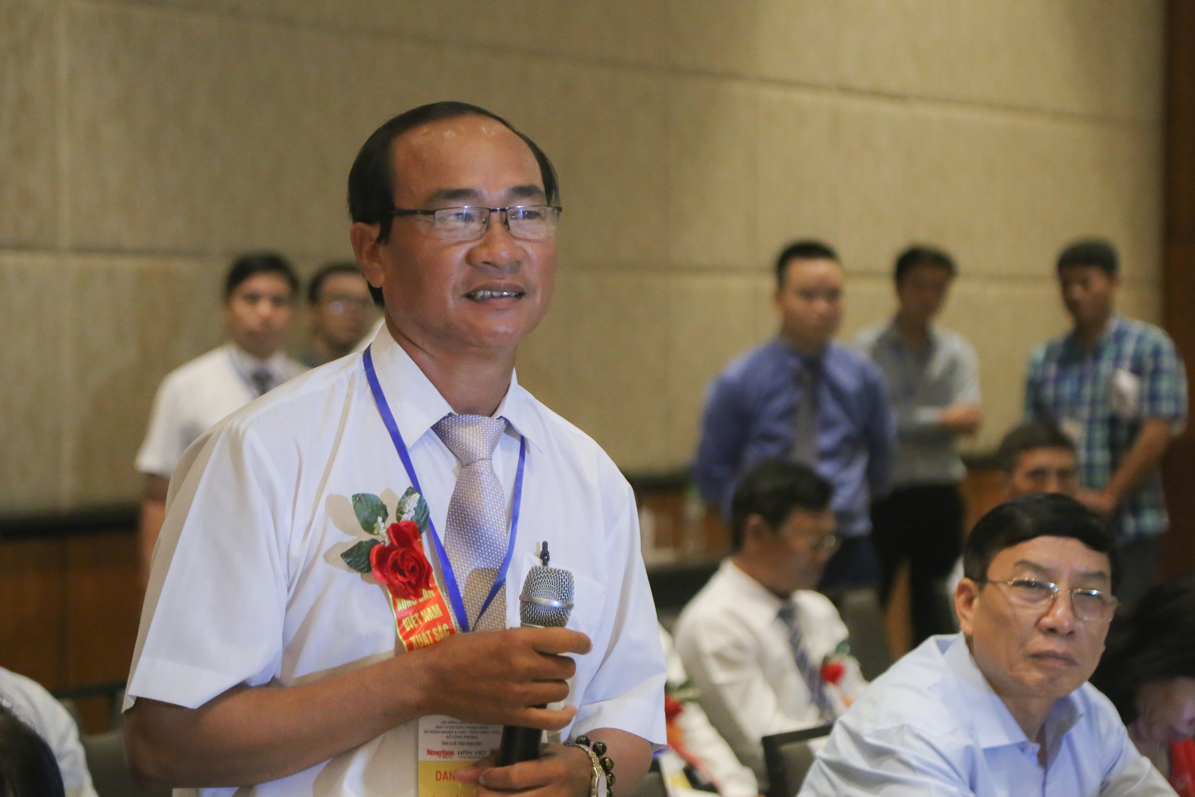 dien dan nong dan quoc gia lan 4: 