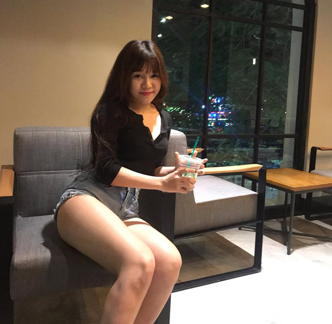 ban gai lam tay chinh la co gai nong bong nhat lang wags viet hinh anh 6