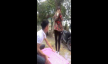 Cười vỡ bụng với màn tặng quà 8-3 có một không hai của ông chồng cực lầy