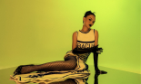 Bất ngờ ca sĩ mới phong cách y chang Rihanna