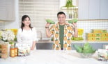 Tự Long livestream bán xoài Sơn La, hễ hát 1 câu khách xuống tay 'bay' ngay 50kg xoài