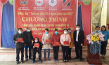 Hội Nông dân Thái Nguyên phối hợp tặng quà, cấp thuốc miễn phí cho hội viên nghèo
