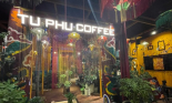 Tứ Phủ - quán cà phê theo phong cách hầu đồng độc nhất vô nhị tại Sài Gòn