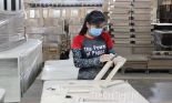 Doanh nghiệp nỗ lực giữ chân người lao động 