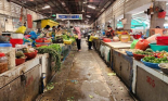 Chợ truyền thống ế ẩm, xuống cấp