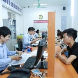 Không đủ điều kiện về hưu, cán bộ, công chức được hưởng chính sách gì khi thôi việc?