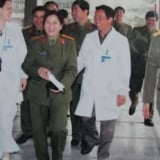 Nữ tướng thứ hai của QĐND Việt Nam: Ra ngoài làm tướng, về nhà vẫn làm vợ đảm, mẹ hiền