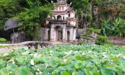 Chiêm ngưỡng ngôi chùa 'đẹp thứ nhì trời Nam' ở cố đô Hoa Lư
