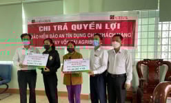 ABIC Đắk Lắk chi trả quyền lợi bảo hiểm cho khách hàng