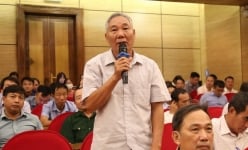 Hà Nội: 'Tiền hỗ trợ cho người dân bị ảnh hưởng từ bãi rác Nam Sơn không đủ mua... khẩu trang'