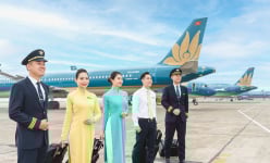 Vietnam Airlines làm thủ tục trực tuyến cho chuyến bay từ sân bay Buôn Ma Thuột