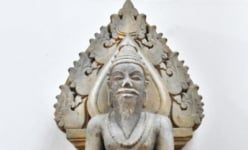 Bảo vật quốc gia ở Quảng Ngãi là một bức tượng cổ Chămpa bụng to, rậm râu, đầu nhọn