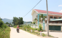 Luật tục lỳ lạ, chủ nhà làm “án phạt” khách của một bộ tộc sống ẩn mình dưới chân núi Giang Ly ở Khánh Hòa