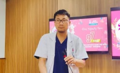 Thiếu thuốc, thiếu vật tư y tế: Giám đốc Bệnh viện E 'dốc lòng' 