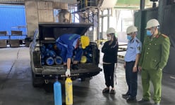 Bắc Ninh: Phát hiện 'khí cười' trong cơ sở kinh doanh trái phép