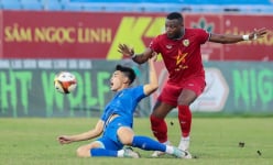 Yago Ramos lập công, Quảng Nam có chiến thắng đầu tiên ở V.League 2023/2024