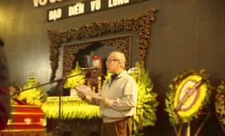 Đoàn phim 'Biệt động Sài Gòn' nghẹn ngào tiễn biệt đạo diễn Long Vân