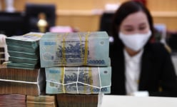 Ngân hàng Nhà nước thúc các ngân hàng tạo thuận lợi cho doanh nghiệp vay vốn 