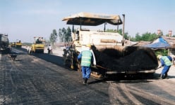 Bộ Tài chính: Thu phí sử dụng đường bộ chỉ đáp ứng 40% phí sửa đường, đề nghị thu tiếp